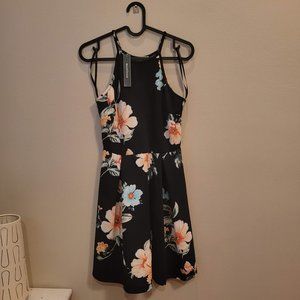 Monteau Black Floral Skater Dress Size Small NWT